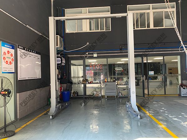 湖北寶能4S店-宜昌市西陵直營(yíng)店-龍門舉升機(jī)2