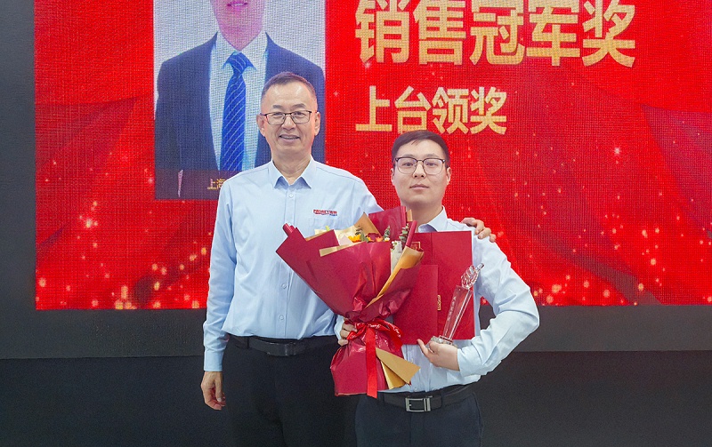 3 銷售冠軍獎(jiǎng)